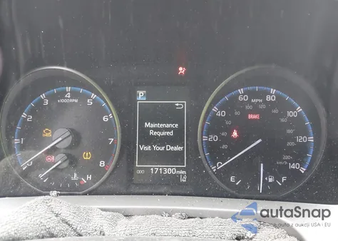 2017 Toyota Rav4 Xle z USA, uszkodzony, nr VIN 2T3RFREVXHW547010